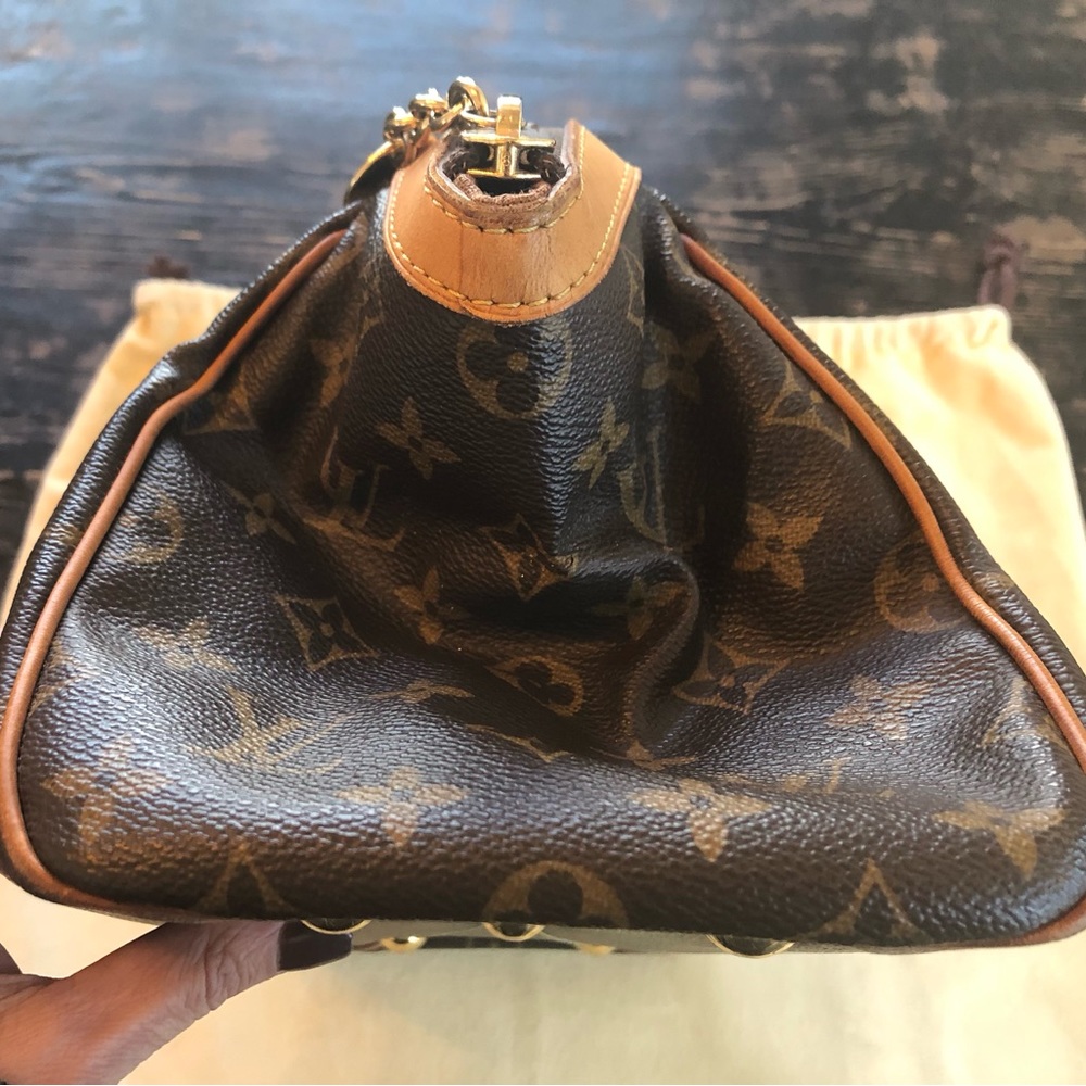 COPY - 💯 Authentic Louis Vuitton Tivoli PM handbag. AUTHENTICATED - Picture 12 of 17
